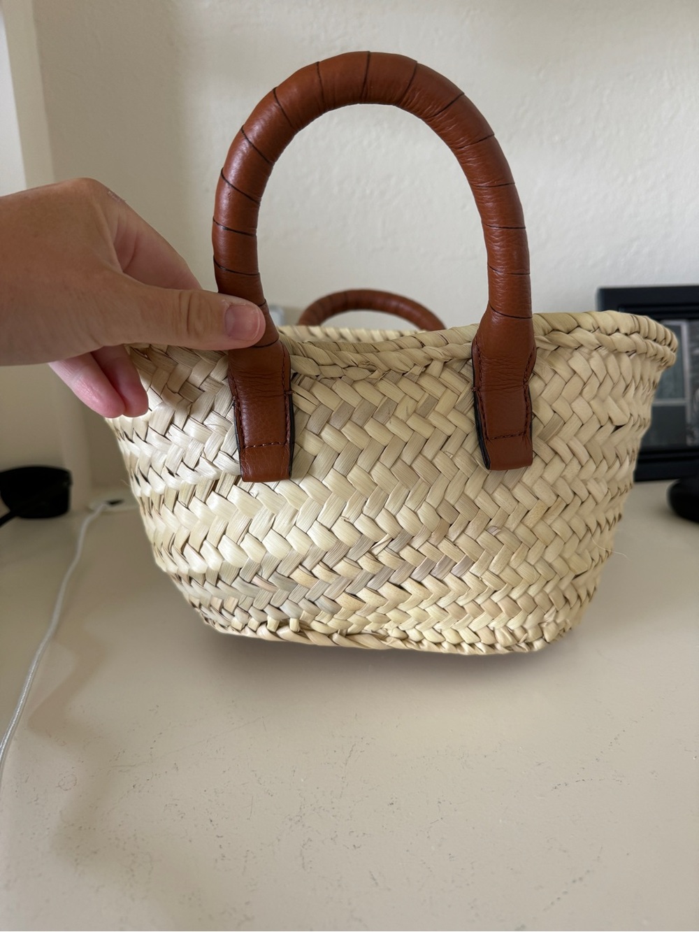 Chloé Woven Palmetto Straw Tote with Brown Leather Trim - Picture 6 of 8